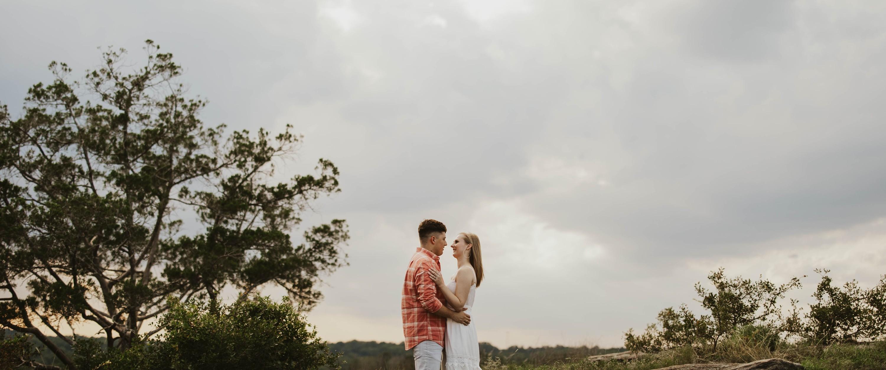 What Clients Should Wear to their Engagement Photoshoot