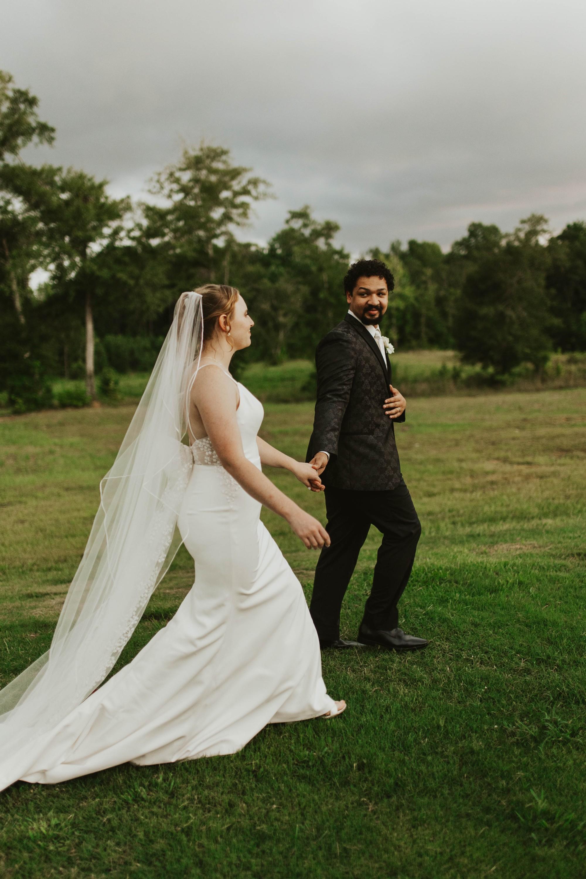 Savannah and Reece Cake Review