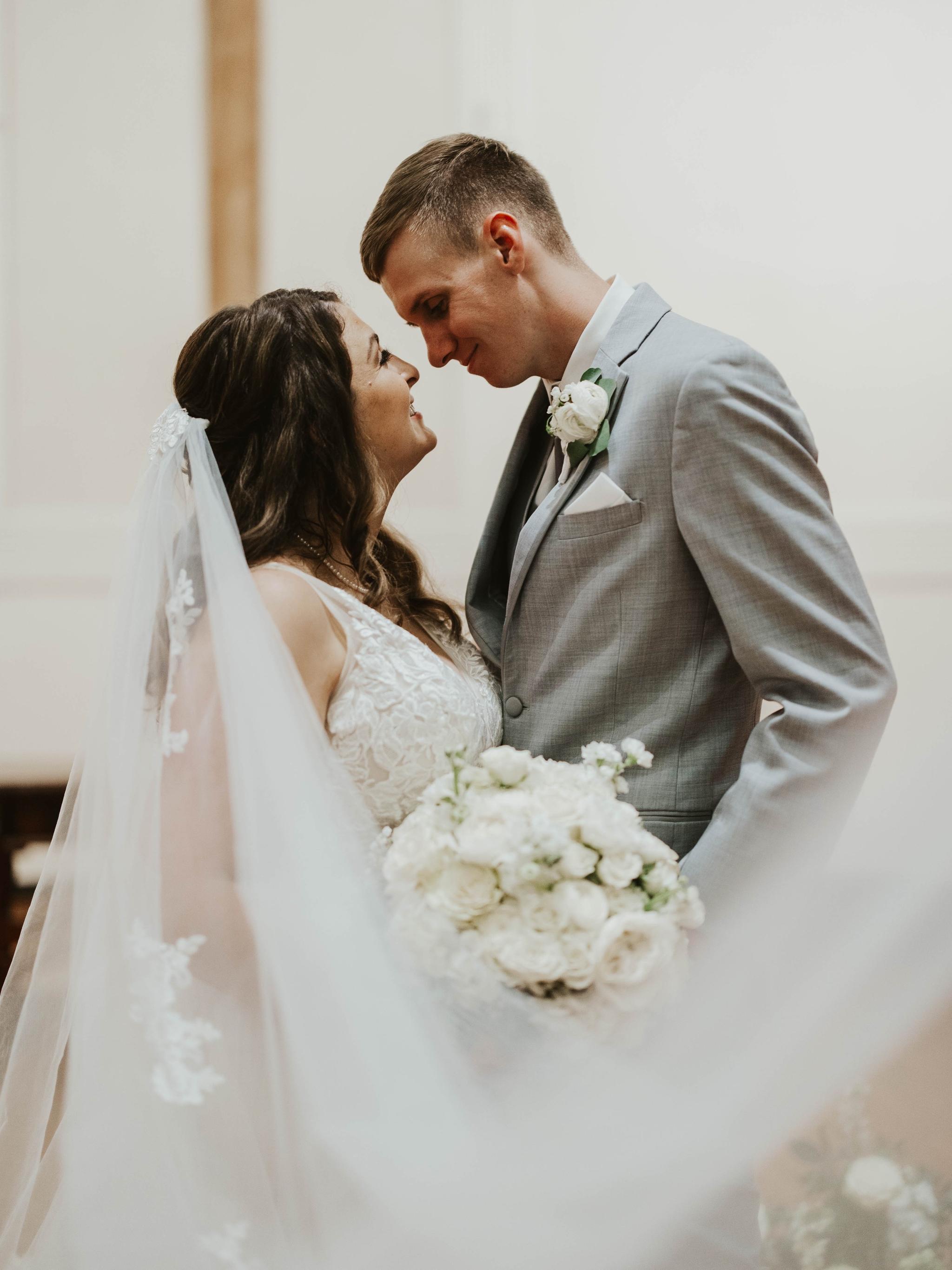 Cake Review: Olivia and Thomas' Simple Delight
