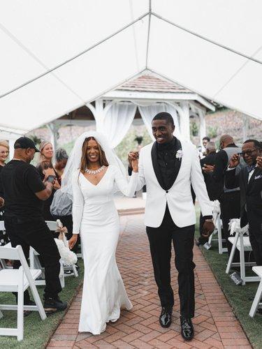 mobile - carousel-hero-element image-0