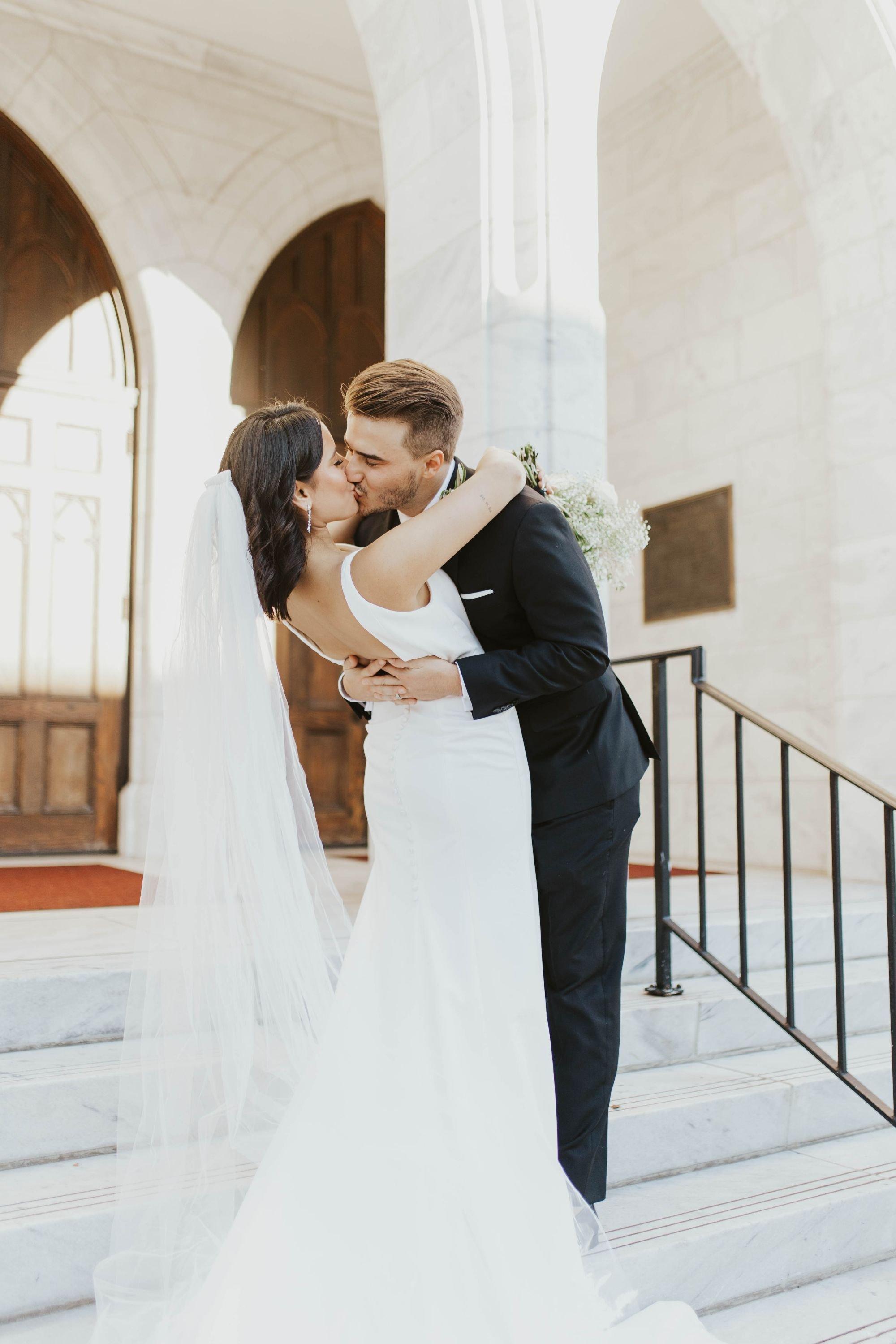 carousel-hero-element image-1